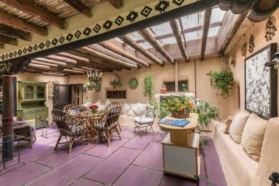 Courtyard Entertaining with Outdoor Skylights