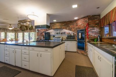 LArge, open kitchen with everything!