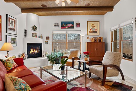 Living Room w/ gas Kiva Fireplace