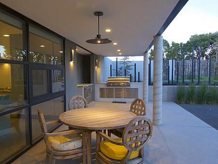 OUTDOOR DINING AND GRILLING AREA