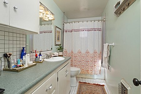 Large bathroom with full tub