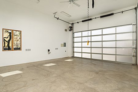 Spectacular Contemporary 3-car Garage w/Loft Space