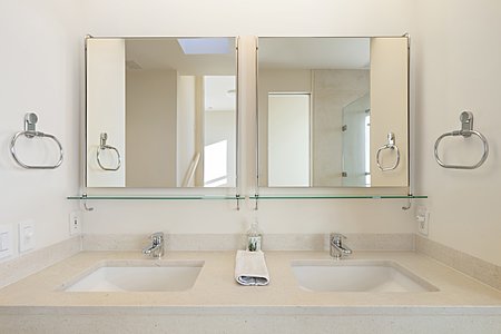 Double vanity in shared full bathroom between guest bedrooms #1 and #2