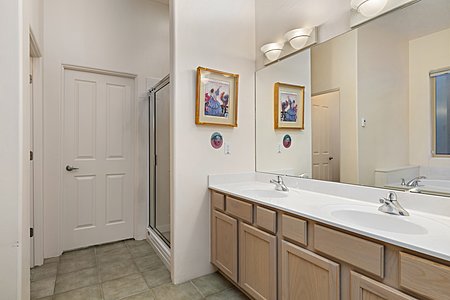 Owner suite full bathroom