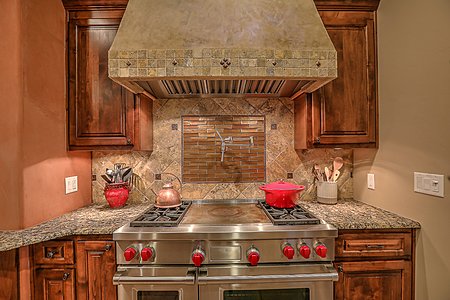 Fabulous gas stove with double oven 