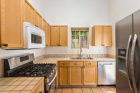 Kitchen with upgraded appliances