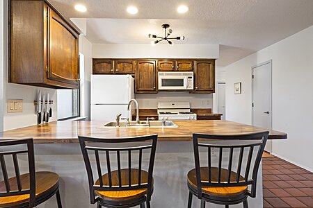 Kitchen with Island and Breakfast Bar Seating