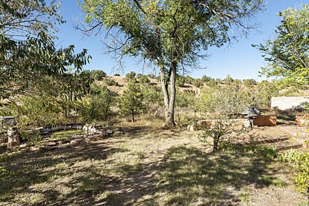 Large lot on the Arroyo Chamiso