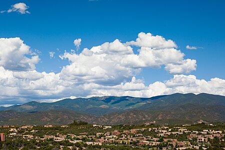 Magnificent overview of Santa Fe from this viewpoint!