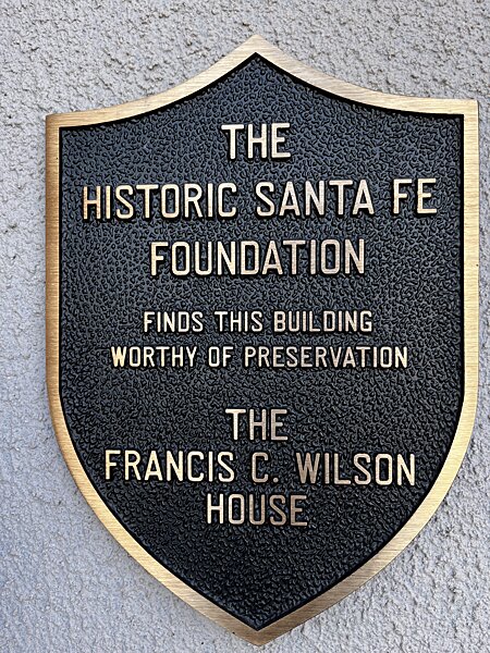 The Historic Santa Fe Foundation finds this building worthy of preservation.