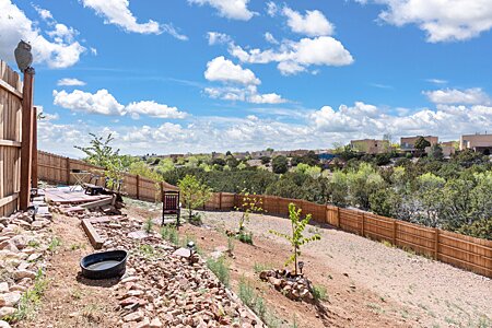 Views from larger fenced yard