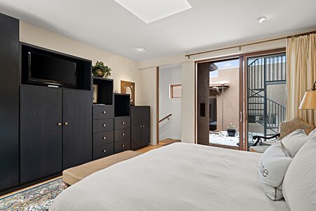 Elegant built-in closet space in guest room # 1