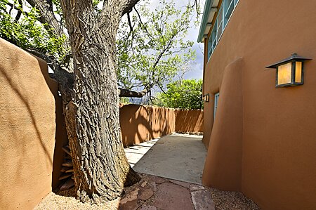 Walkway around house