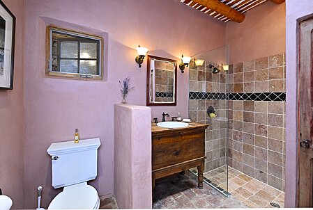 Guest Bathroom Suite