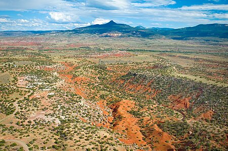 View of Cerro Pedernal & Land