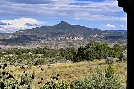 Incredible Cerro Pedernal Views from Guest Casita Portal