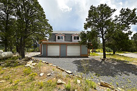 Oversized 2 Car Garage