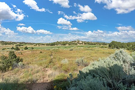 Eastern view over the common area to the Golf Course and Mountains