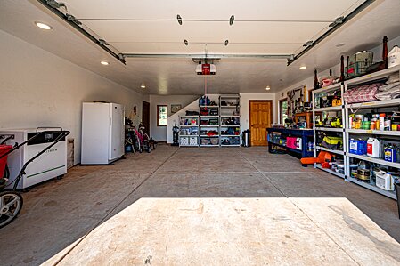 2-Car Garage